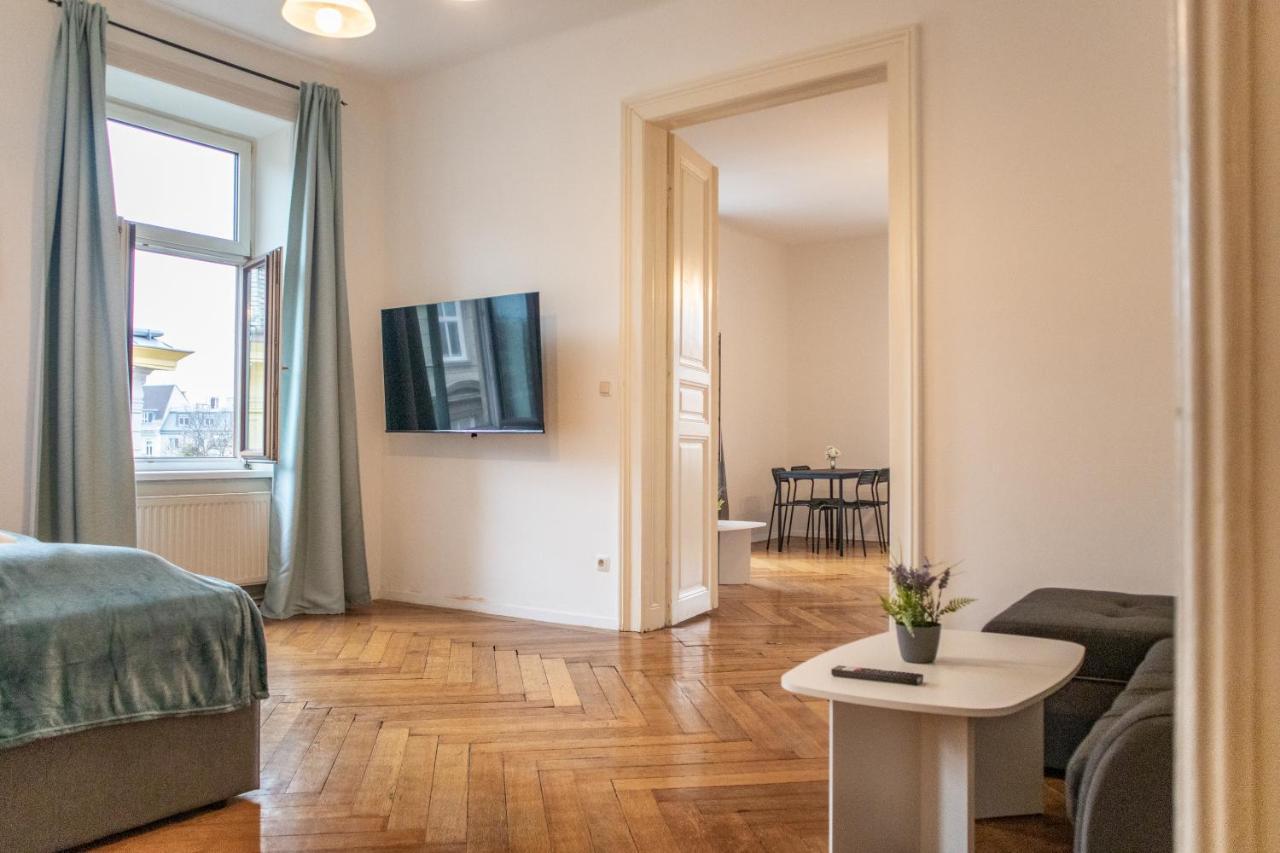 Roomy 2Br Apt. Near Akh -Perfect For Longstays Vienna Exterior photo
